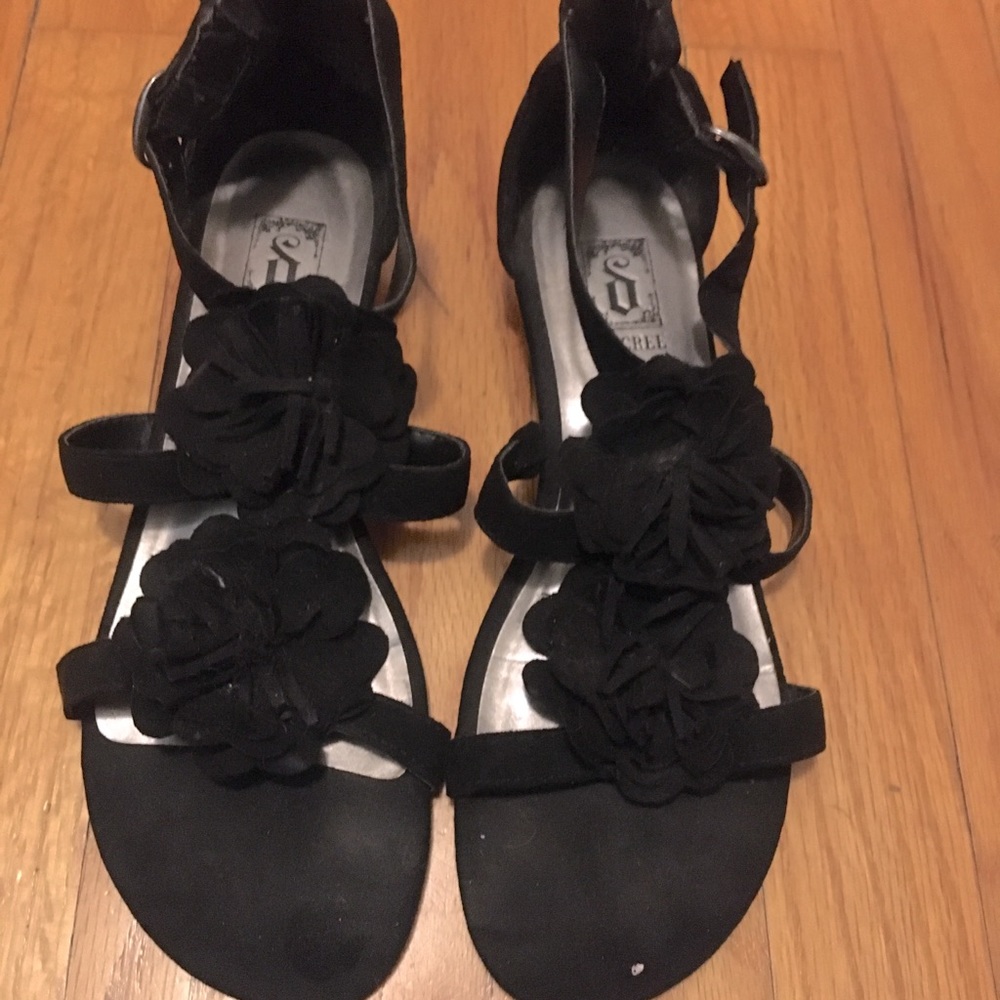 Women’s Shoes